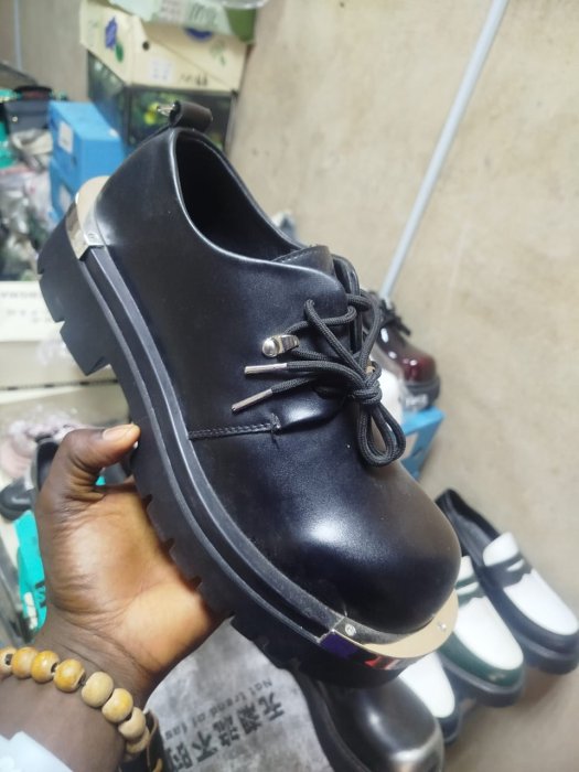 Women's Black Leather Metal-Trim Chunky Derby Shoes